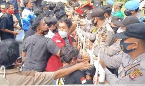 Gelar Aksi di Gedung DPRD Ciamis, FMMPPP Sebut Direktur RSUD Pembohong