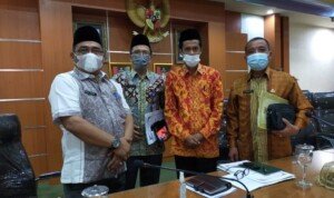 Rapat Staf Perdana, Sekda Batanghari Bagikan Nomor WhatsApp