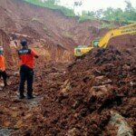 Gerak Cepat BPBD Tulungagung Normalisasi Akses Jalan Pasca Longsor