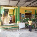 Koramil 07/Kejuruan Muda dan Forkopimcam Semprot Disinfektan di Fasilitas Umum