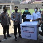 Danrem 044/Gapo Bersama Wakapolda Sumsel Tinjau Pendistribusian Vaksin