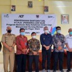 ACT dan PLN Salurkan 300 Akta Kelahiran untuk Anak Prasejahtera