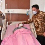 Besuk Bripka Ridho, Gubernur Herman Deru Siapkan Penghargaan