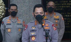 Kapolri Mutasi Pati dan Pamen