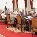 Pimpin Rapat Hilirisasi Ekonomi Digital, Presiden Instruksikan Percepatan Digitalisasi UMKM