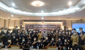 Asisten Deputi Kemenpora Berikan Materi Pelatihan Industri Olahraga