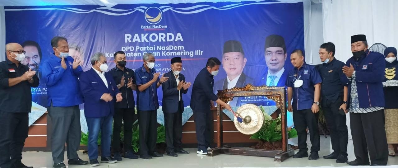 Gubernur Sumsel yang juga Ketua NasDem Sumsel Herman Deru, saat membuka Rakorda DPD Partai NasDem di Kabupaten OKI Sumsel (Dok. Humas Partai NasDem OKI / Mattanews.co)