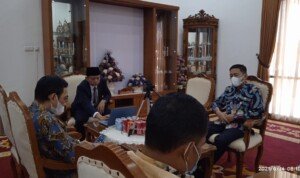 Bupati OKUT Ikut Pembekalan Kepemimpinan Secara Virtual