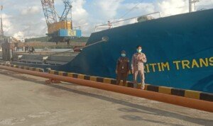 Fantastis, 3.000 Ton Palm Kernel Asal Sulbar Berlayar ke Gresik