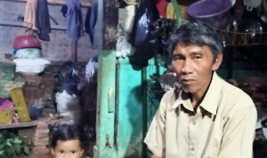 Penghasilan 10 Ribu Sehari, Ustadz Ini Bisa Mencukupi Istri dan Keenam Anaknya