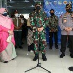 Panglima TNI Beri Dukungan Moril Kepada Nakes di Universitas Pancasila Jakarta Selatan