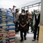 Mensos Perintahkan Jajarannya Pastikan Komoditas di E-Warong Tepat Harga dan Tepat Kualitas