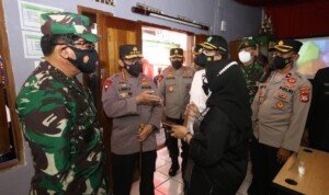 Panglima TNI dan Kapolri Road Show Sejumlah Daerah Jabar, DIY, Jatim dan Jateng Terkait Kegiatan PPKM Mikro