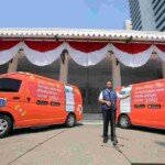 Luncurkan Mobil Vaksin Keliling, Gubernur Anies Berharap Daya Jangkau Vaksinasi Bertambah Bagi Warga DKI Jakarta