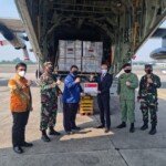Hari Ini, Bantuan Ventilator dan Tabung oksigen dari Singapura Tiba di Indonesia
