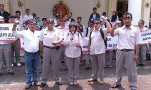 Menhan Prabowo Didesak Tangani Nasib PTY UPN Veteran Yogyakarta