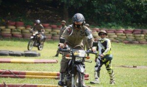 Tingkatkan Kemampuan Personil, Brimob Polda Sumsel Buka Latihan Motor Trail