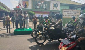 Pemkab Tulungagung Bersama TNI-Polri Salurkan Bansos PPKM Darurat