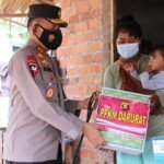 Kapolda Sumsel Door To Door Sambangi Warga Isoman