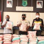 Kuyung Daniel Borong Beras Satu Ton untuk Pasien Isoman di Muba