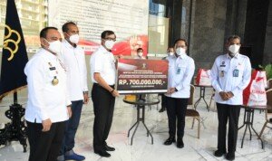 Kemenkumham Bagikan 46 Ribu Paket kepada Masyarakat Terdampak Covid-19