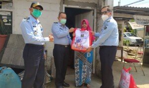 Kakanwil Kemenkumham Sumsel Bagikan Seribu Paket Sembako