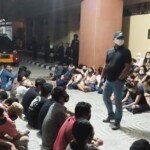 Giliran Kampung Baru Dirazia Polisi
