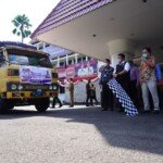 Herman Deru Salurkan Bantuan Beras PPKM Bagi 430.808 Keluarga Penerima Manfaat