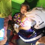 Farida Alihkan Perhatian Polisi Dengan Menjual Sayuran