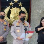 Berkas P-21, Polri Serahkan Bupati Nganjuk Novi Rahman Hidayat dan 6 TSK Lain ke Kejari Nganjuk