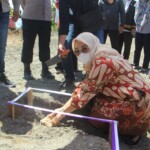 Bupati Mamuju Letakan Batu Pertama Pembangunan Gereja Toraja Mamasa