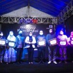 Tujuh Maestro Pencipta Lagu Daerah Terima Penghargaan dari Bupati Mamuju