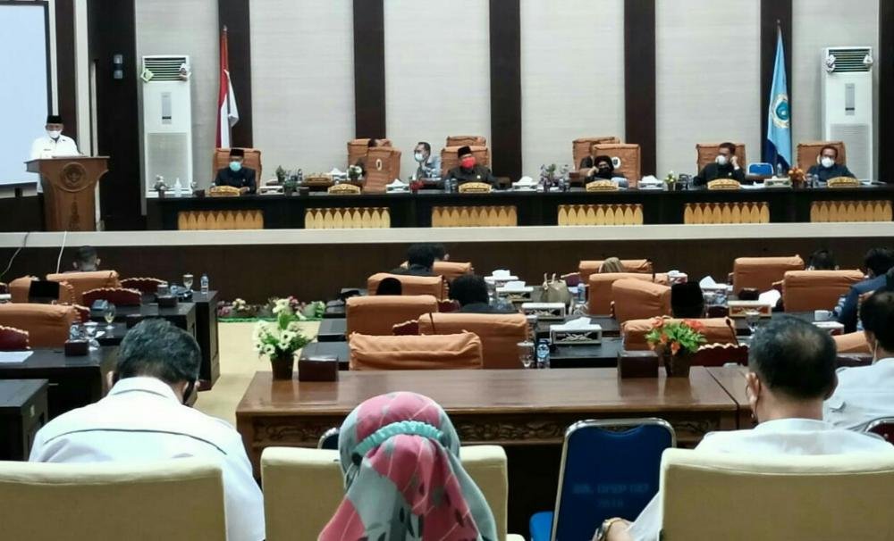 Rapat paripurna di DPRD Ogan Komering Ilir (OKI) Sumsel (Rachmat Sutjipto / Mattanews.co)