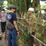 Hindari Kerumunan, Ketua DPD Partai Golkar Berkeliling Bagikan Daging Kurban