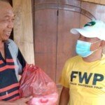 Door To Door, FWP Bagi-Bagi Sembako ke Bilal Mayit