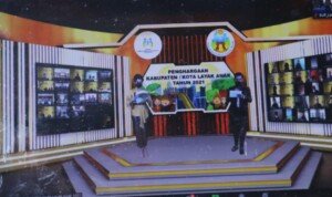 Menteri PPA Anugerahi Lampung Utara Penghargaan Pratama KLA