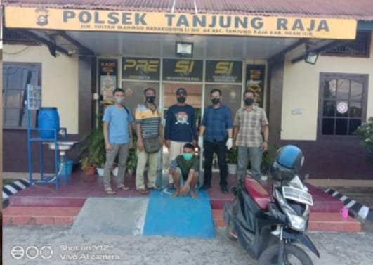 Begal sepeda motor diciduk tim Polsek Tanjung Raja Ogan Ilir Sumsel (Salifuddin / Mattanews.co)