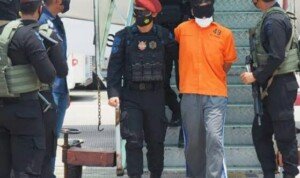 Densus 88 Pindahkan 69 Terduga Teroris Makassar ke Tahanan Jakarta