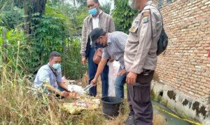 Sesosok Mayat Bayi Laki-laki Ditemukan di Selokan Warga Tanah Jawa Simalungun