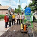 Sinergitas TNI-Polri Babinsa Koramil 403-05/Buay Madang Lakukan Pendampingan Giat Sosialisasi Prokes dan PPKM