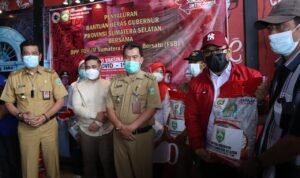 DPP FSB dan Dinsos Sumsel Salurkan 3 Ton Beras Untuk Masyarakat Terdampak Covid-19