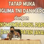 Kapolri Pimpin Rapat Forkopimda Jayapura, Pastikan Kesiapan PON XX Papua 2021 dan Penanganan Covid-19