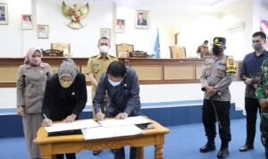 Ketua DPRD dan Wali Kota Tanda Tangan KUPA/PPAP Kota Pagar Alam 2021