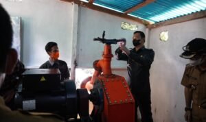 Bupati Kapuas Hulu Resmikan PLTMH di Kecamatan Bunut Hulu