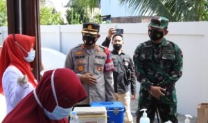 Kapolres dan Dandim 0117/Aceh Tamiang Tinjau Vaksinasi