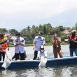 Cegah Stunting Pemkot Pagar Alam Tebar 10 Ribu Benih Ikan