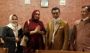 Viralnya Snack Vidio ‘Jangan Nikahi Polisi’ RA Azizah Minta Maaf