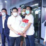 Giliran Komunitas Sepak Bola Sumsel Terima Bantuan Beras dari Gubernur Herman Deru