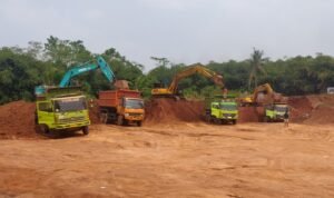 Diduga Tak Berizin, Galian Tanah Merah di Purwakarta Masih Beroperasi