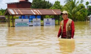 Debit Air Terus Naik, Bupati Monitoring Banjir di Kapuas Hulu
